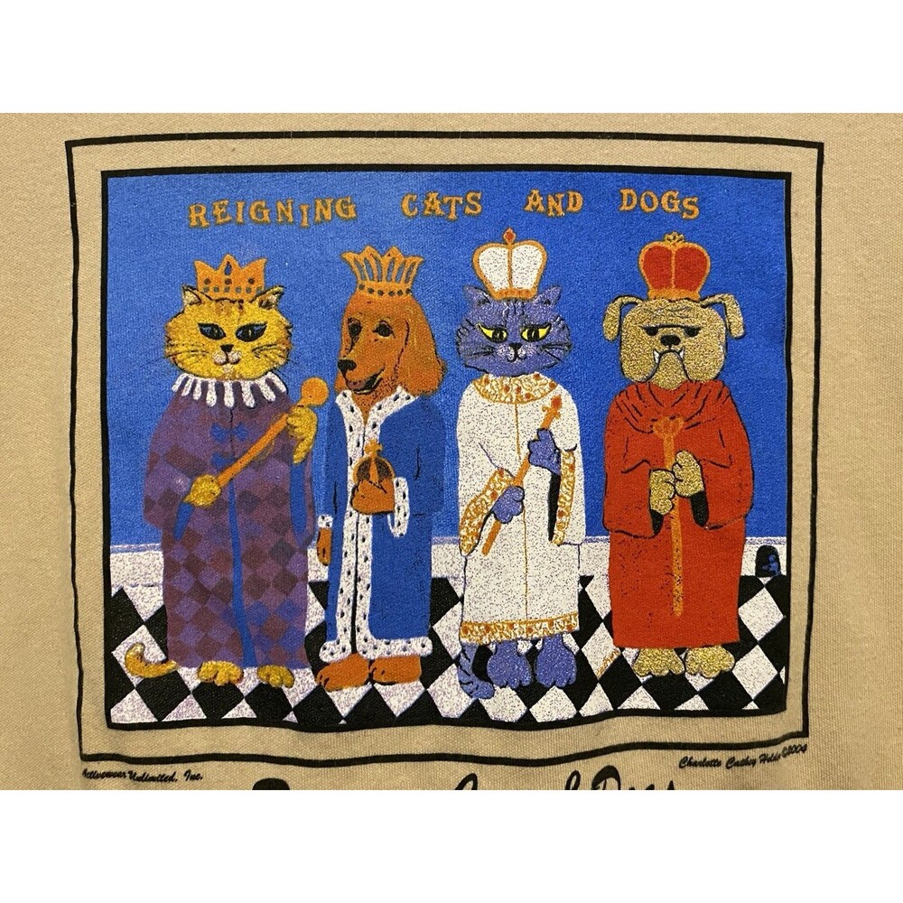 VTG Y2K T-Shirt REIGNING Raining Cats & Dogs Dressed as Kings Queens Humor Rare